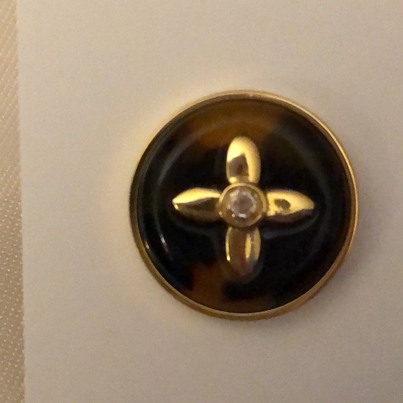 Kate Spade Gold Tone & Faux Tortoise Breeze Along Round Stud Earrings NWT - Picture 8 of 12